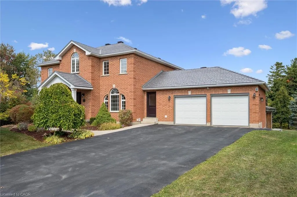 11 Adam Court