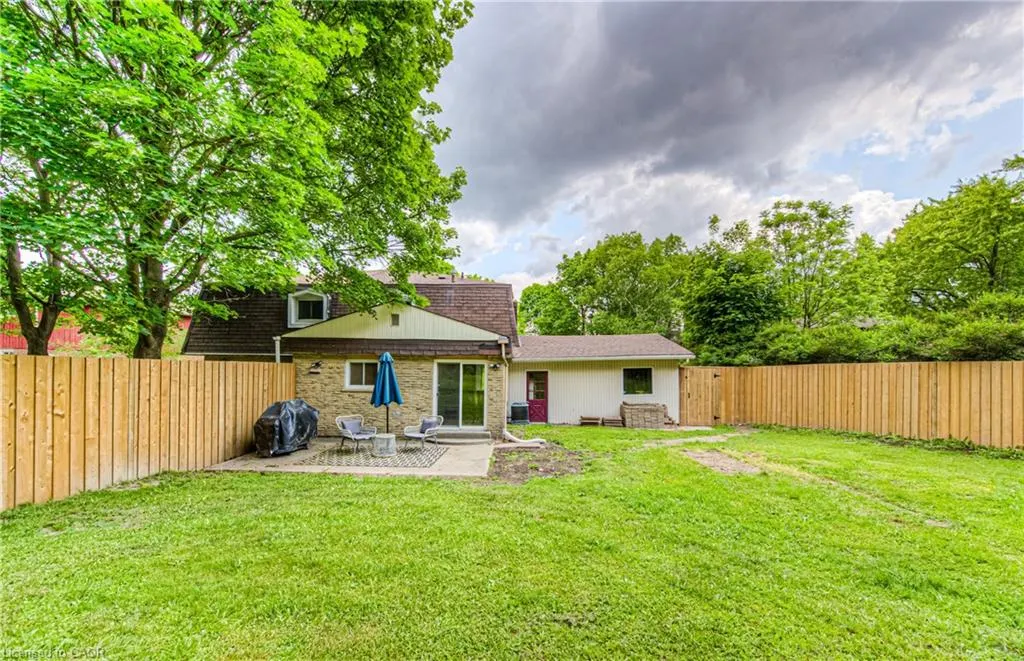 433 Midwood Crescent, #A