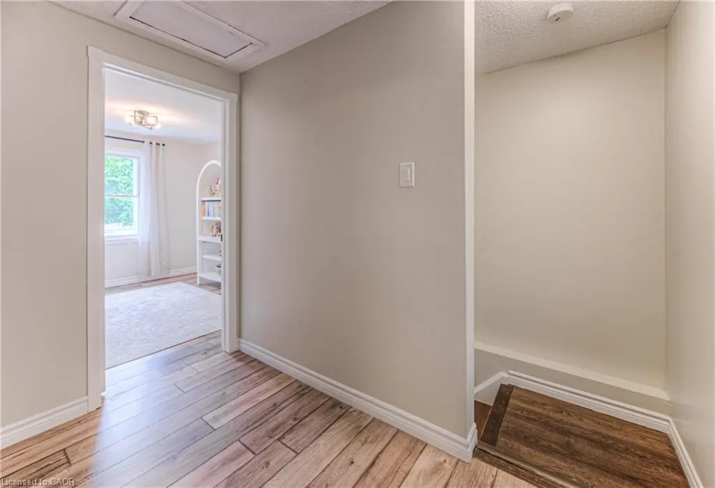 433 Midwood Crescent, #A