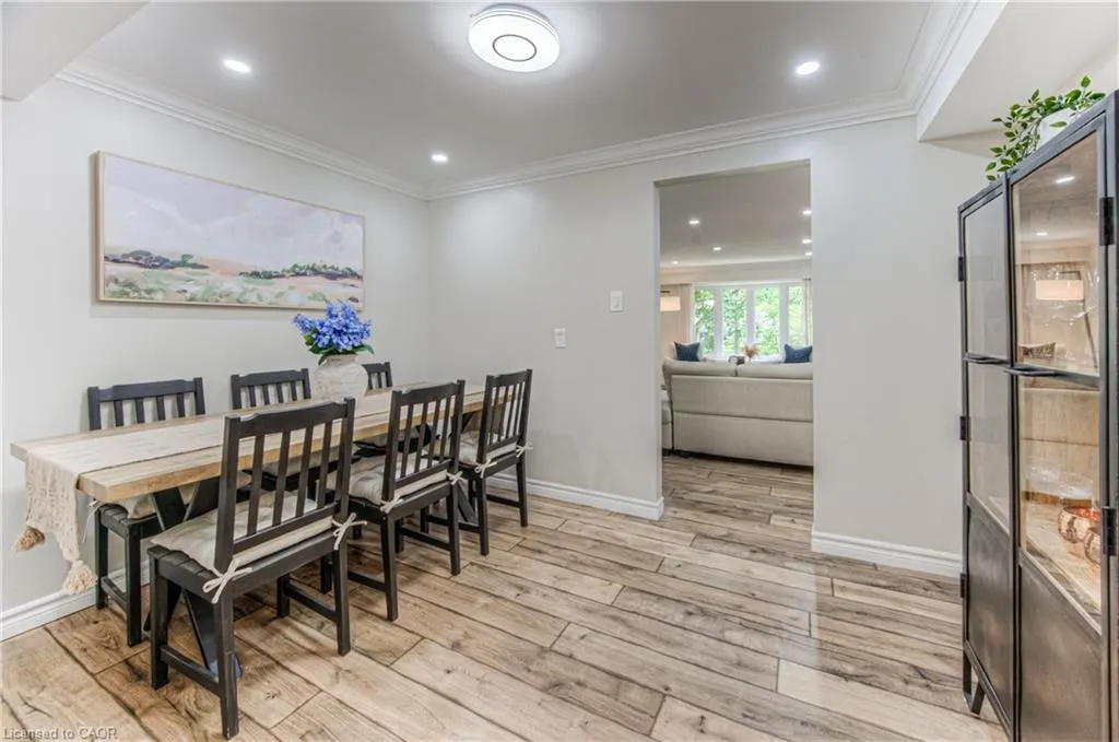 433 Midwood Crescent, #A