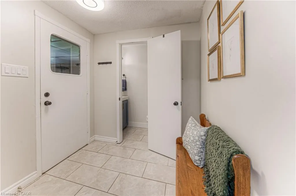 433 Midwood Crescent, #A