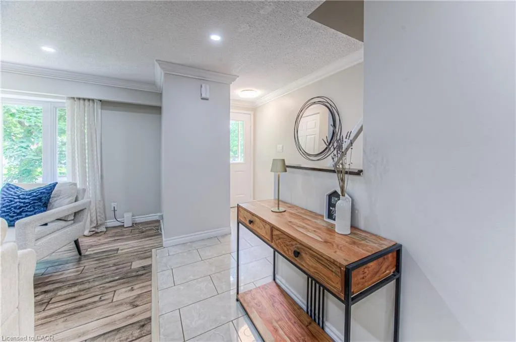 433 Midwood Crescent, #A
