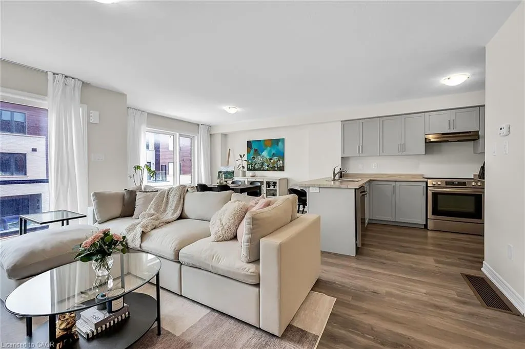 22 Dryden Lane