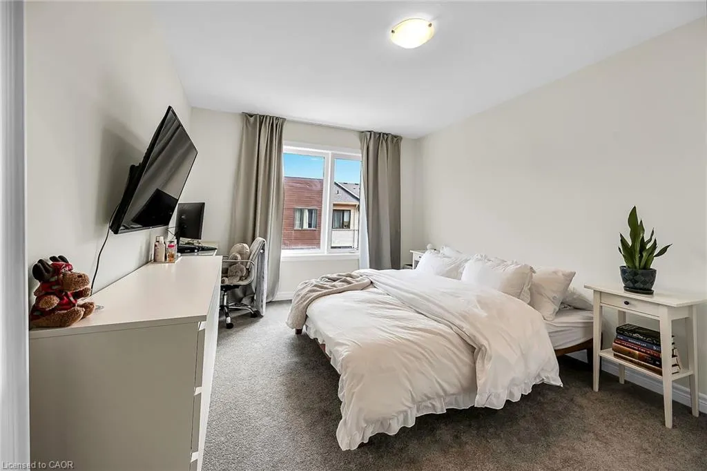 22 Dryden Lane