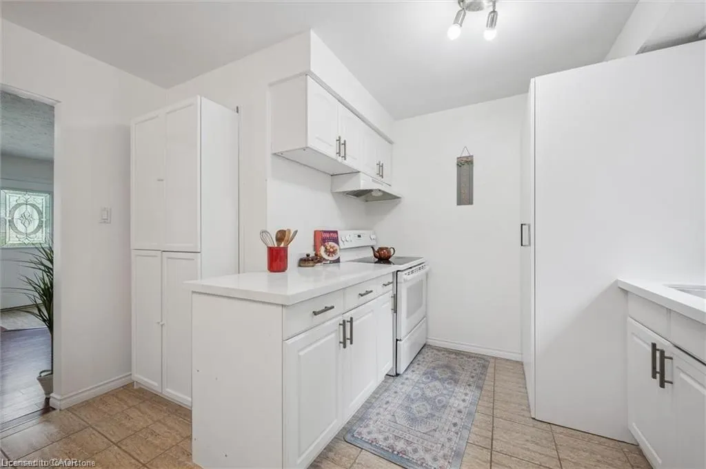 187A Cedarvale Crescent