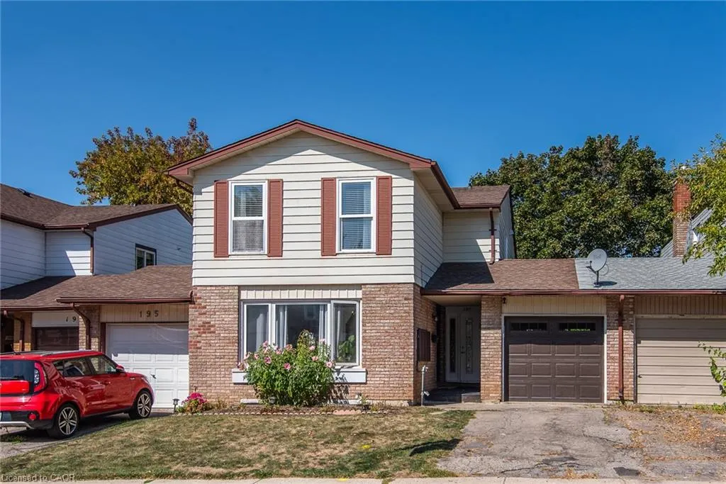 197 Silver Aspen Crescent