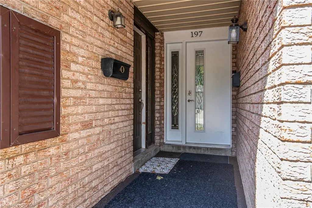 197 Silver Aspen Crescent