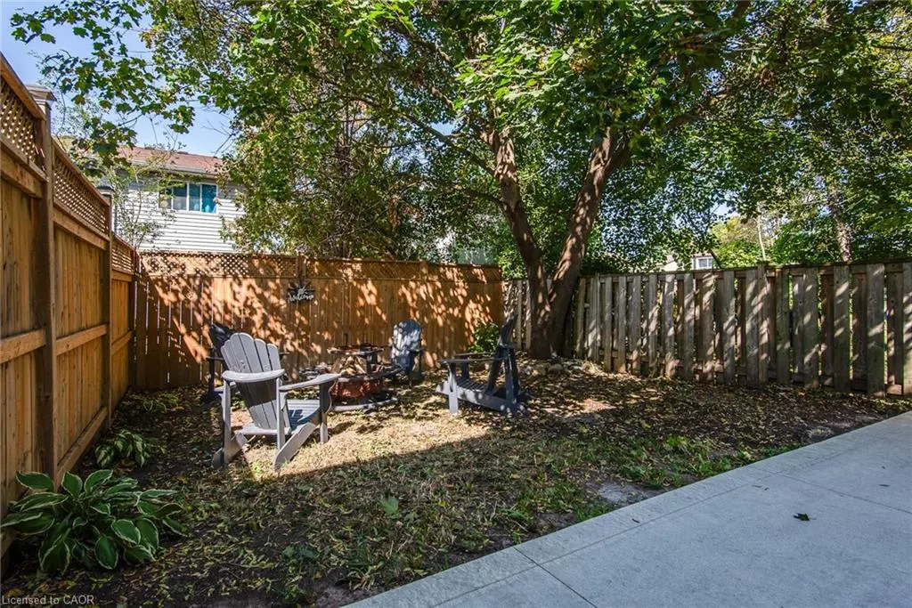197 Silver Aspen Crescent