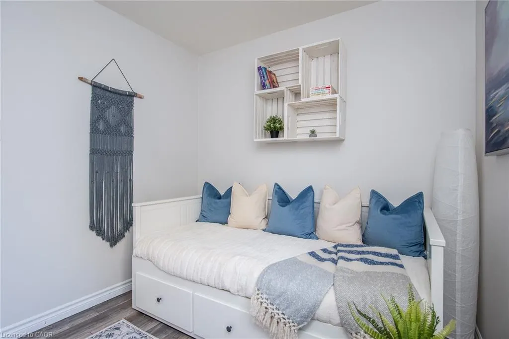197 Silver Aspen Crescent