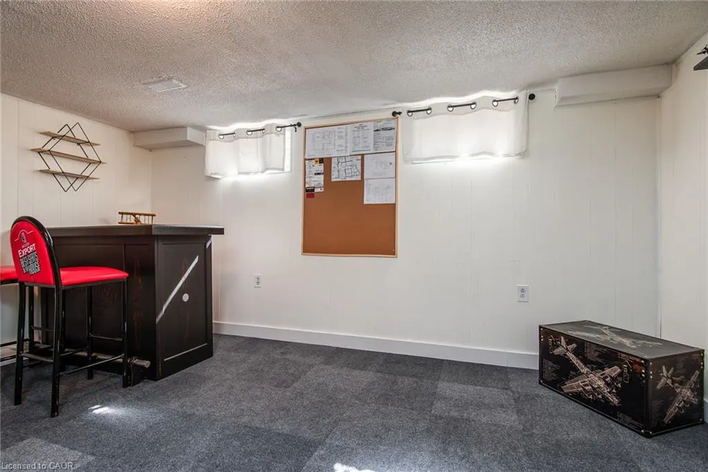 197 Silver Aspen Crescent