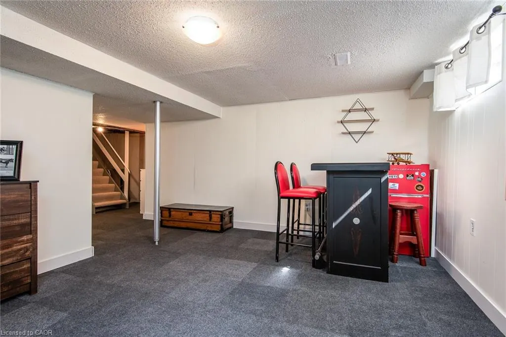 197 Silver Aspen Crescent