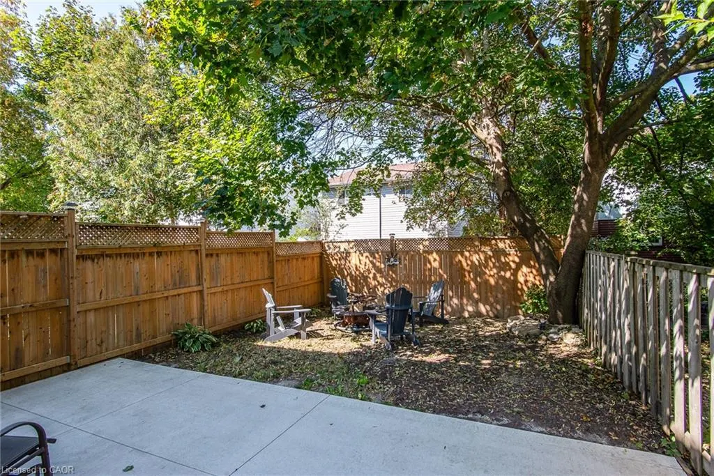 197 Silver Aspen Crescent