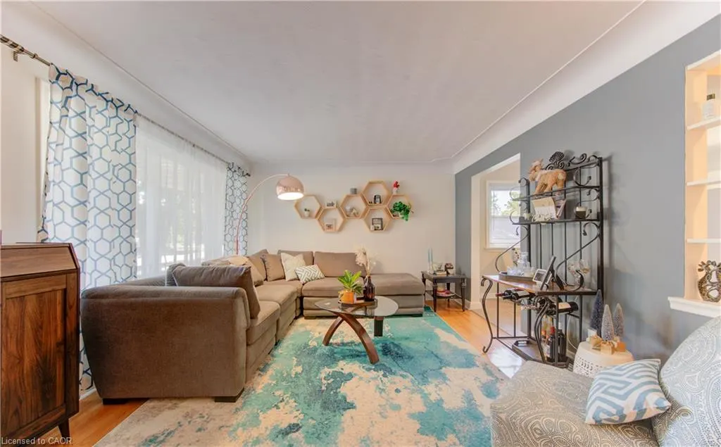 120 Fourth Avenue