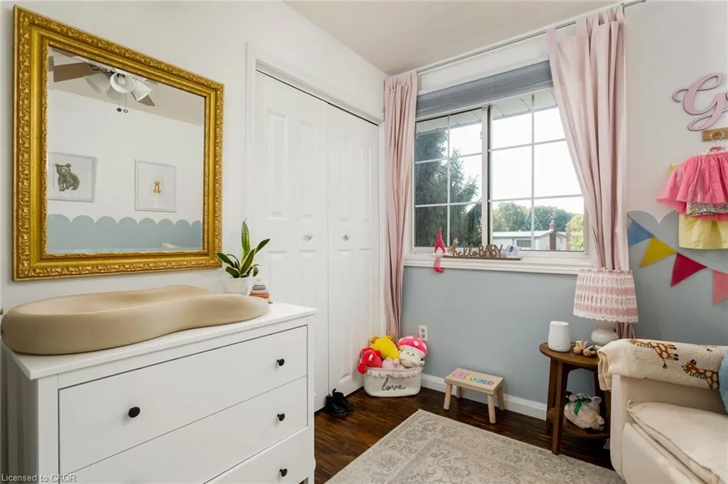 2430 Redfern Road