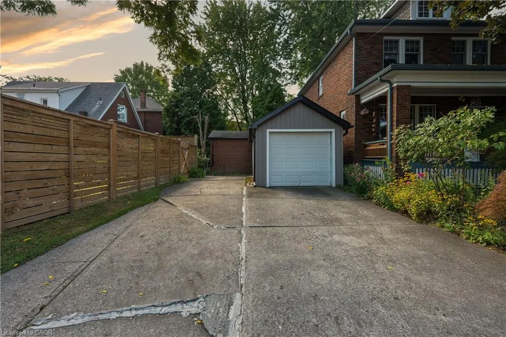 46 Newton Avenue