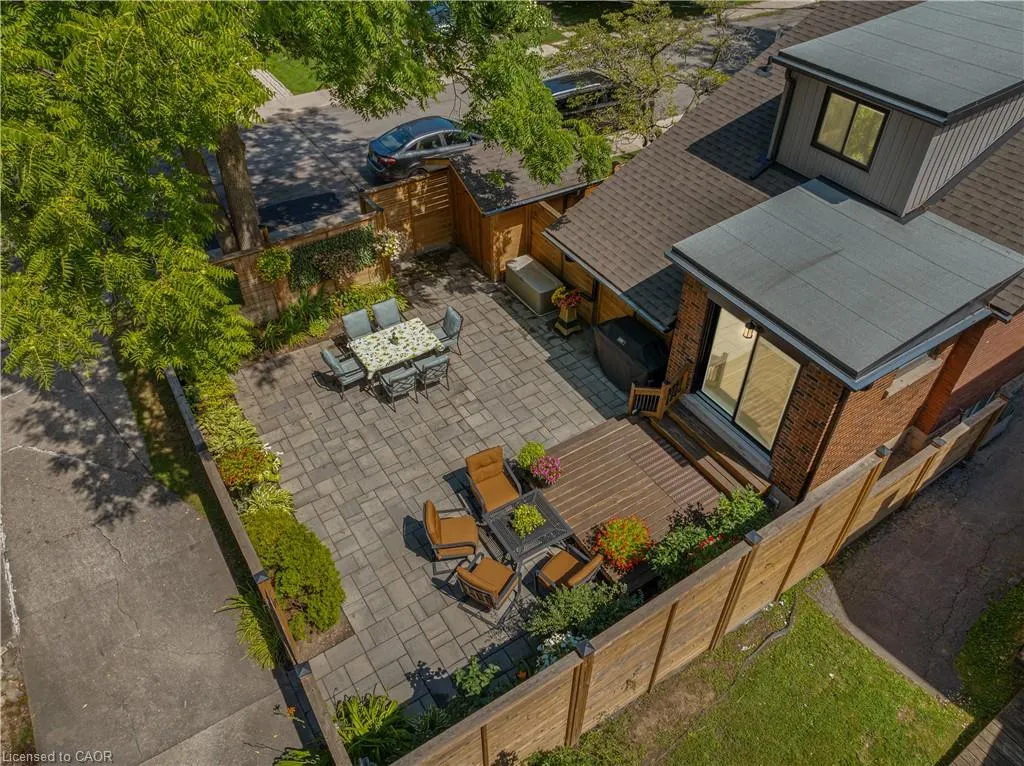 46 Newton Avenue