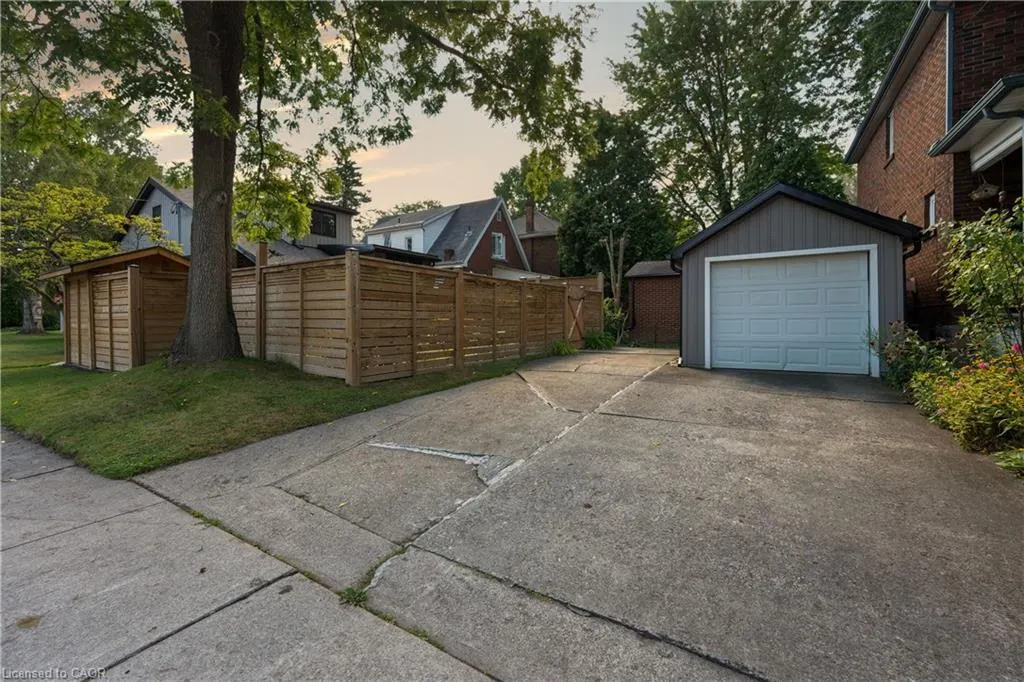 46 Newton Avenue