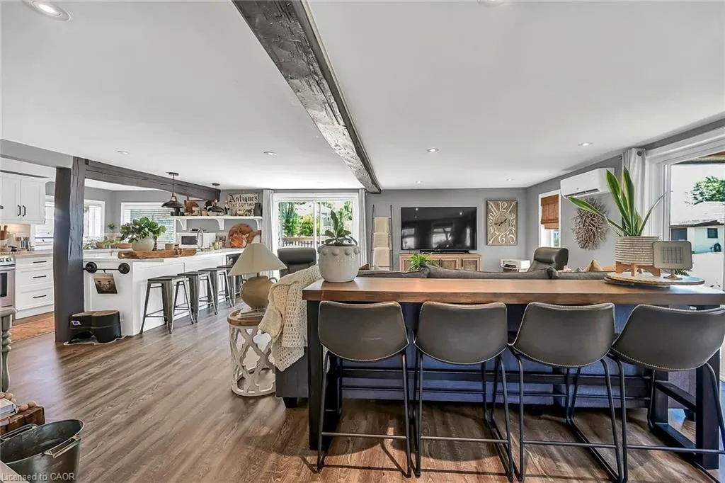 55 Lakeside Drive