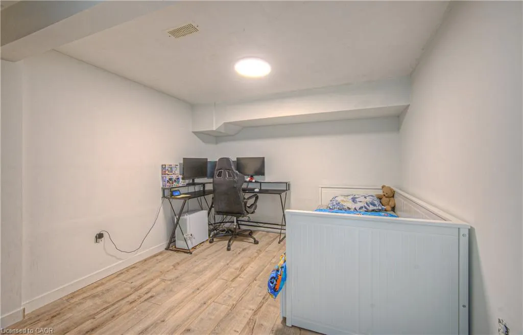 10 Palomino Drive