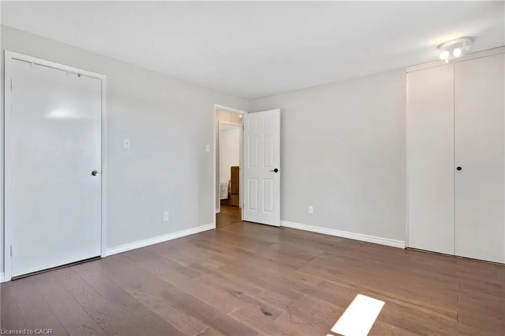 71 Pepperwood Crescent