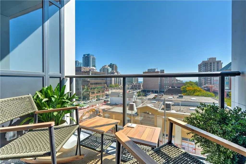 2007 James Street, #409
