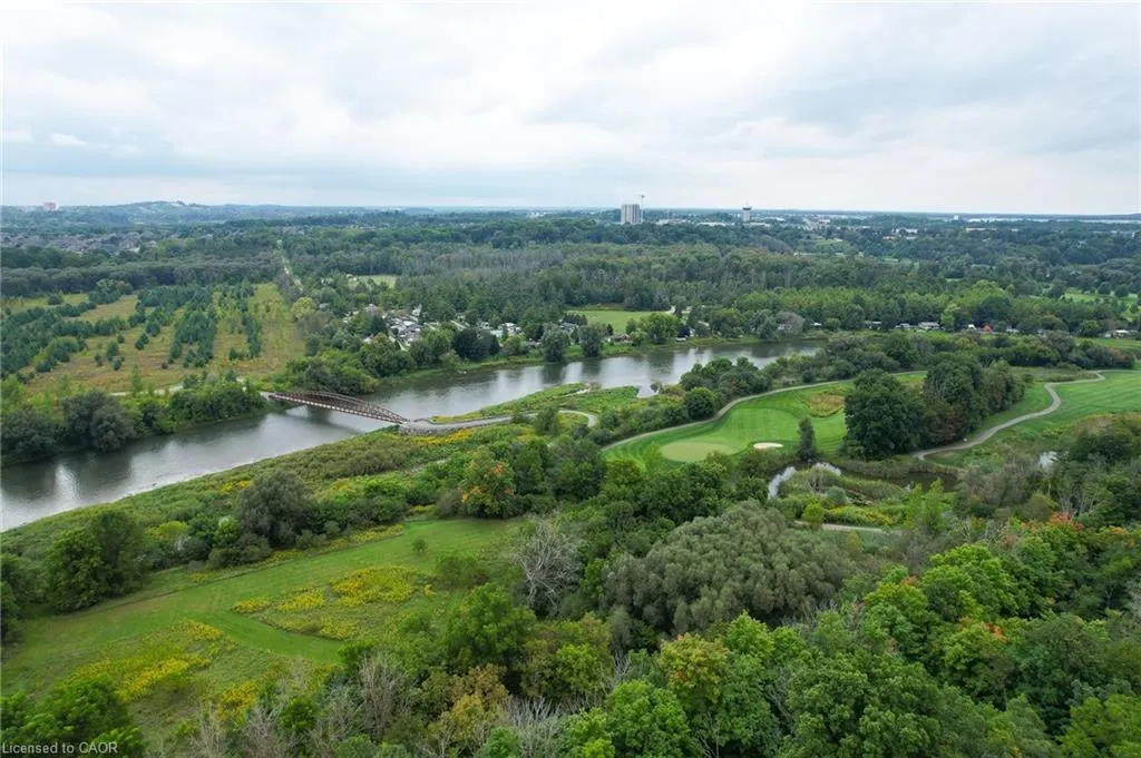 350 Doon Valley Drive, #5G