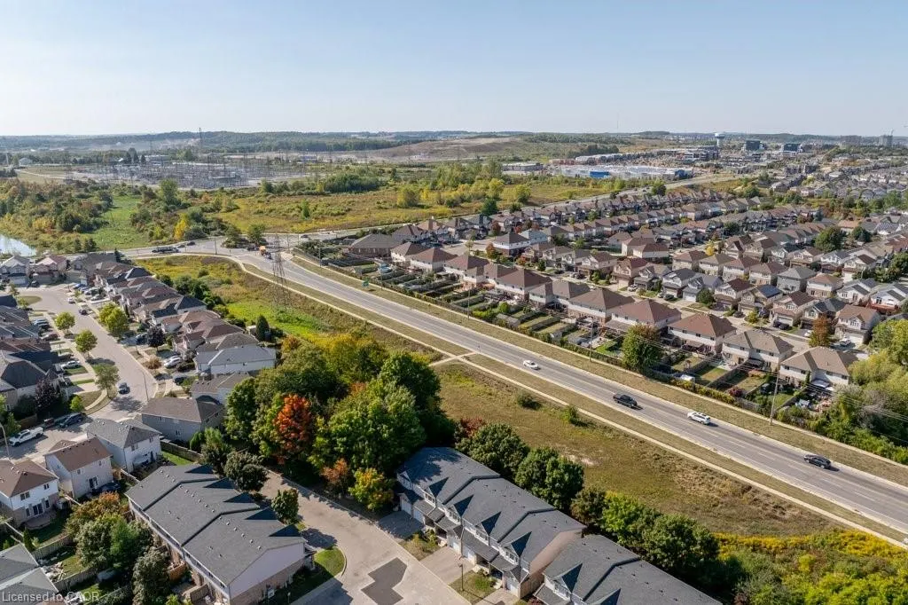 84 Westmeadow Drive, #9