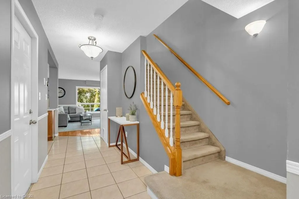 84 Westmeadow Drive, #9