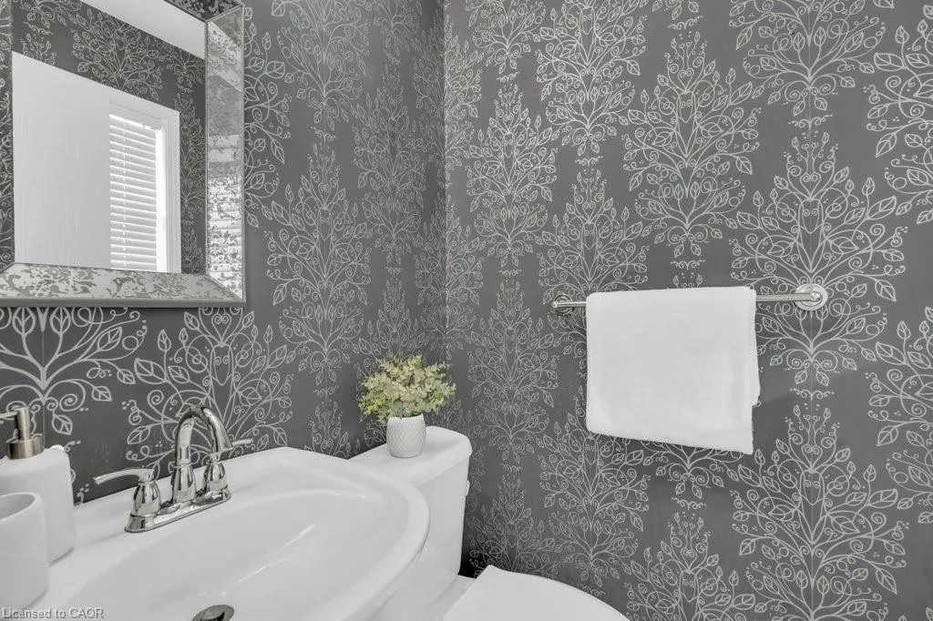 84 Westmeadow Drive, #9