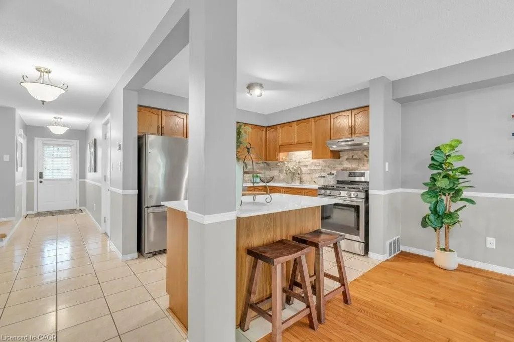84 Westmeadow Drive, #9