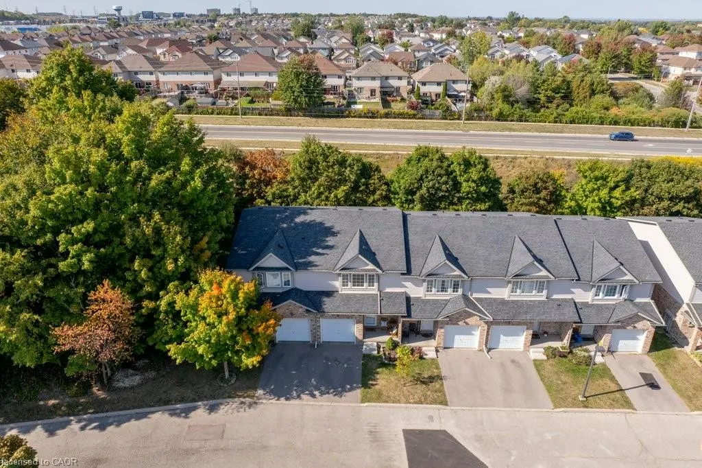 84 Westmeadow Drive, #9