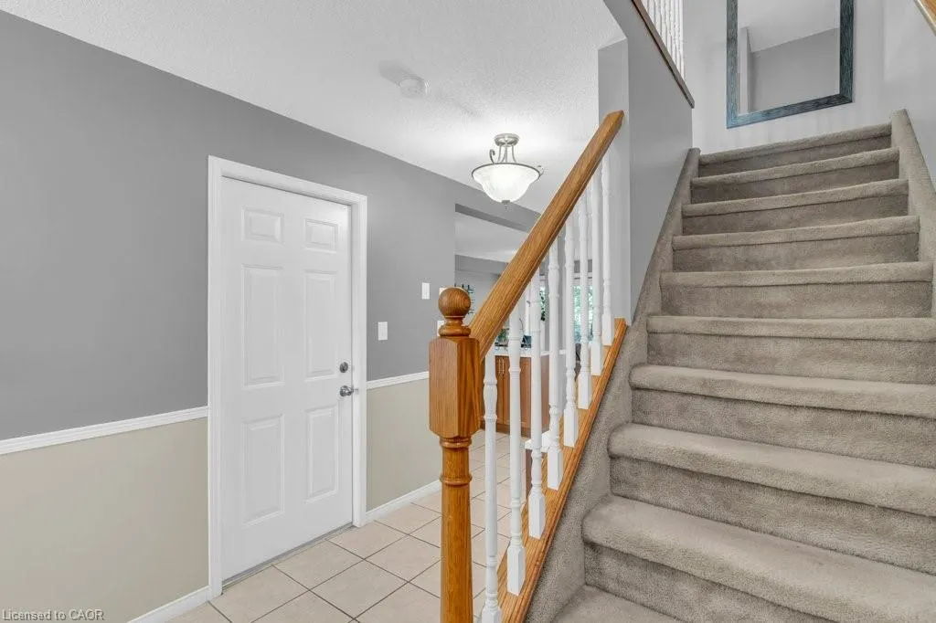 84 Westmeadow Drive, #9