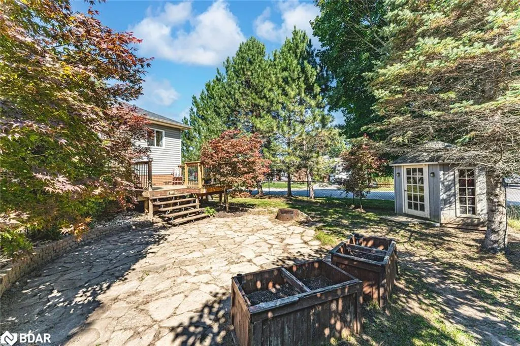 239 Simcoe Street