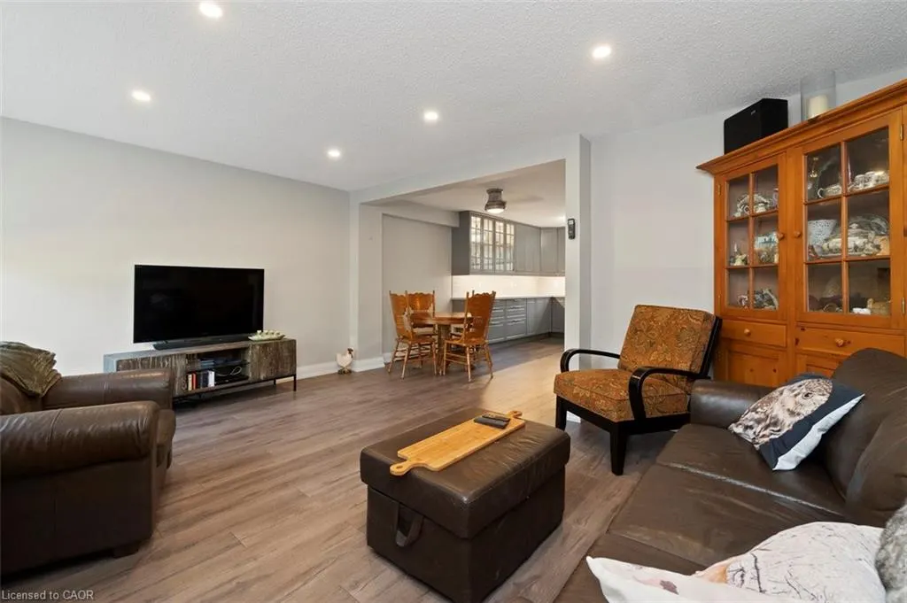 63 Fonthill Road, #21