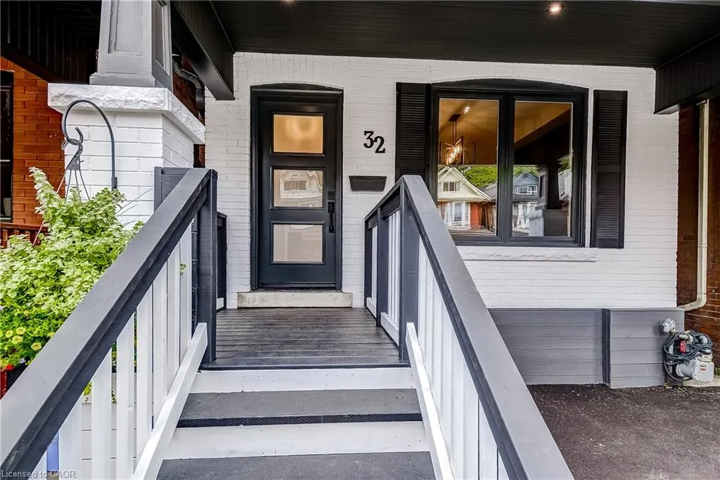 32 Cumberland Avenue