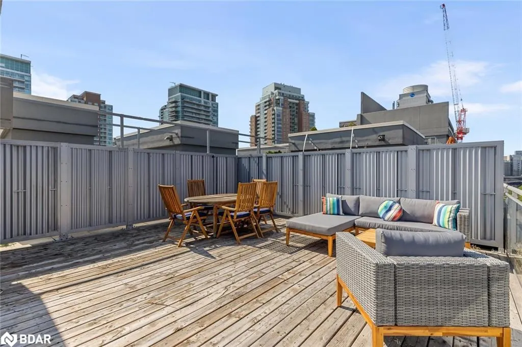 1029 King Street W, #826