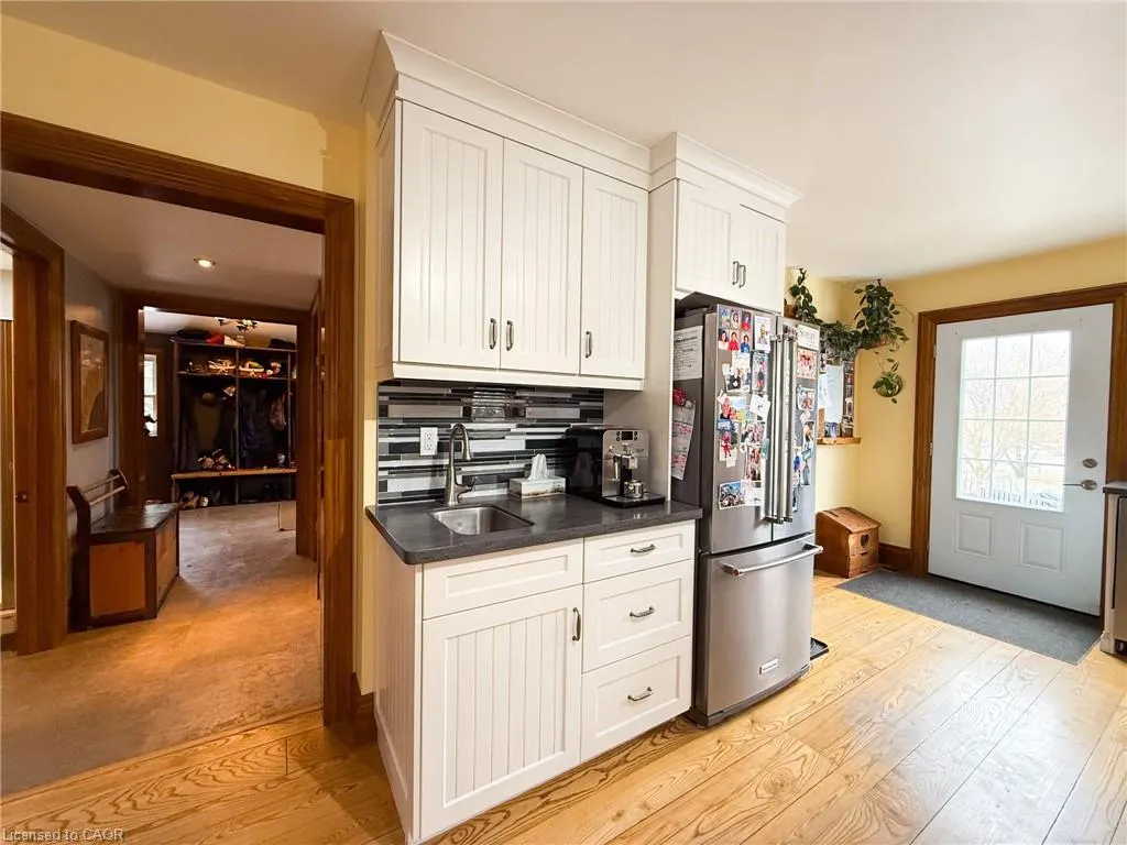 654 Concession 3 Road