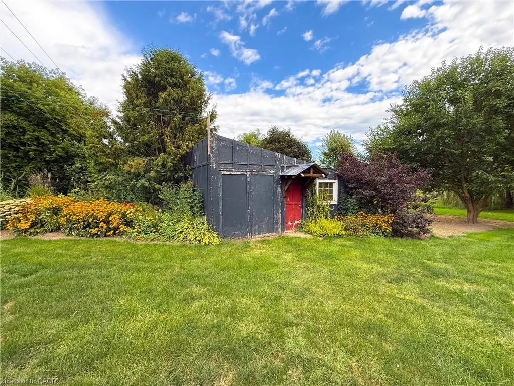 654 Concession 3 Road