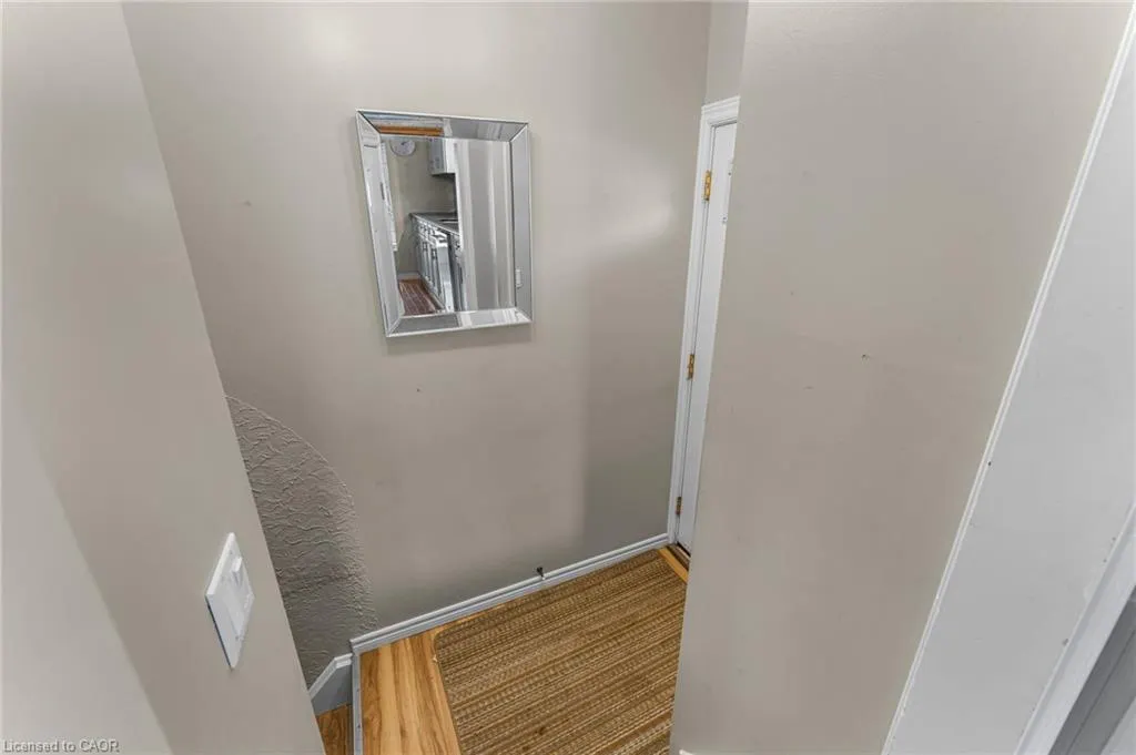 27 Locke Avenue