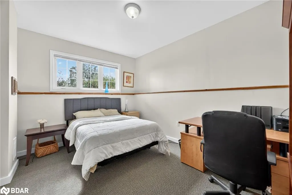 2258 Lakeshore Road E