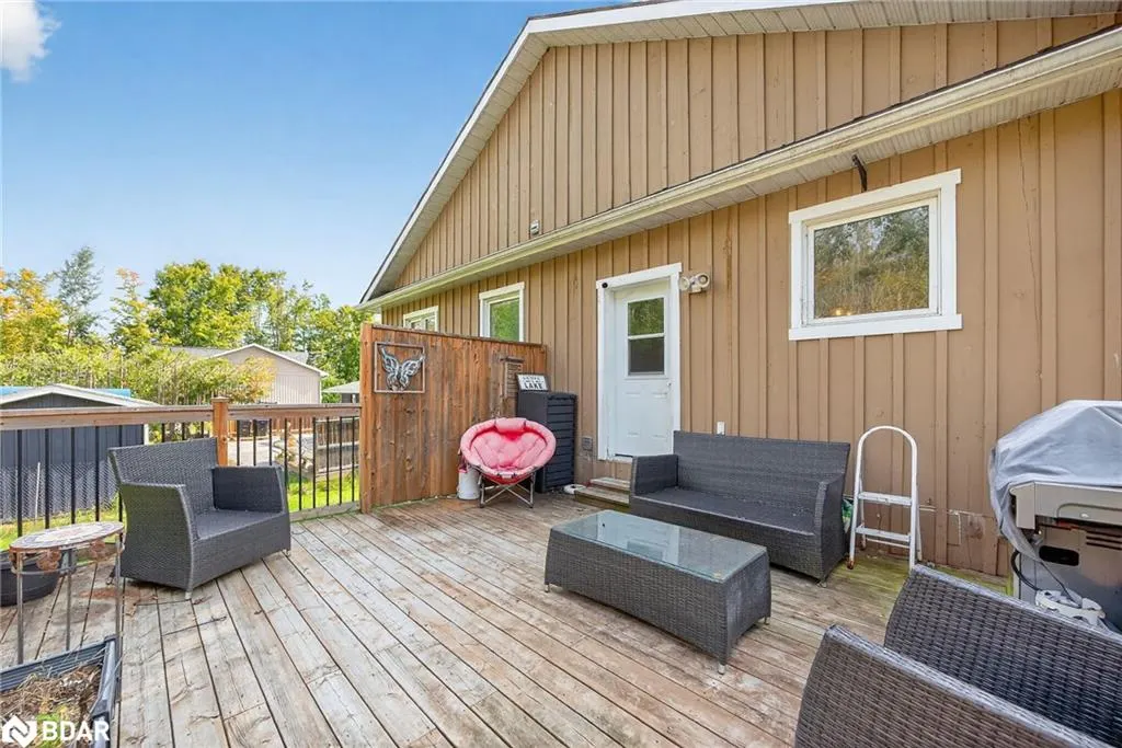 2258 Lakeshore Road E