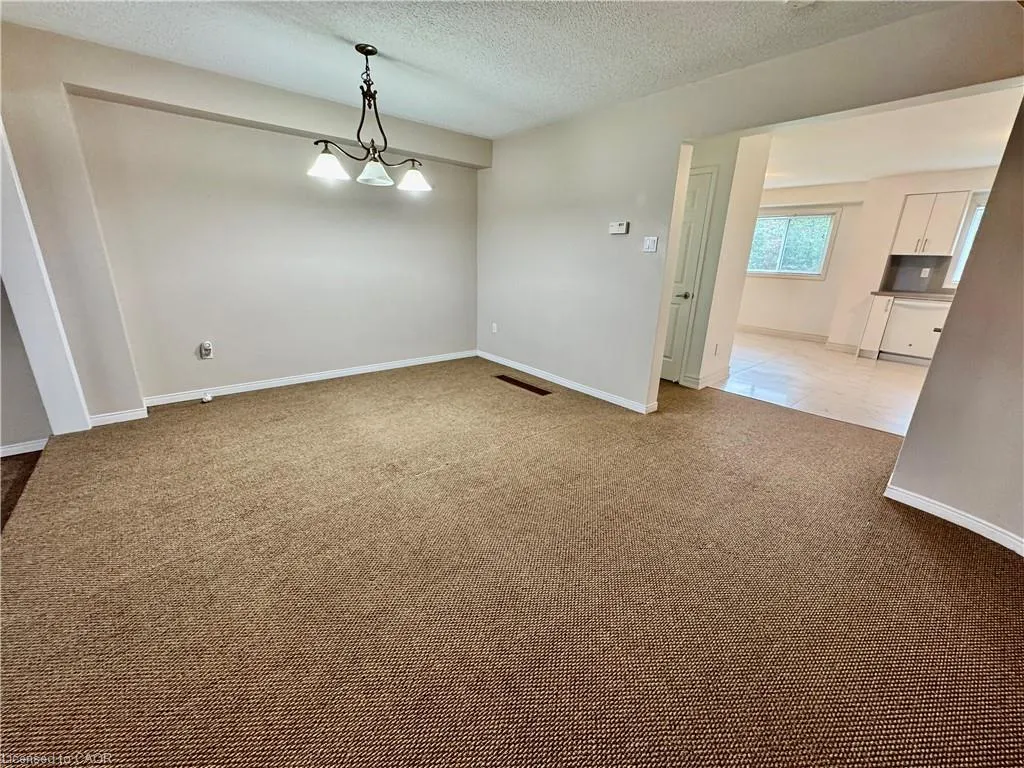1140 Lindsay Drive