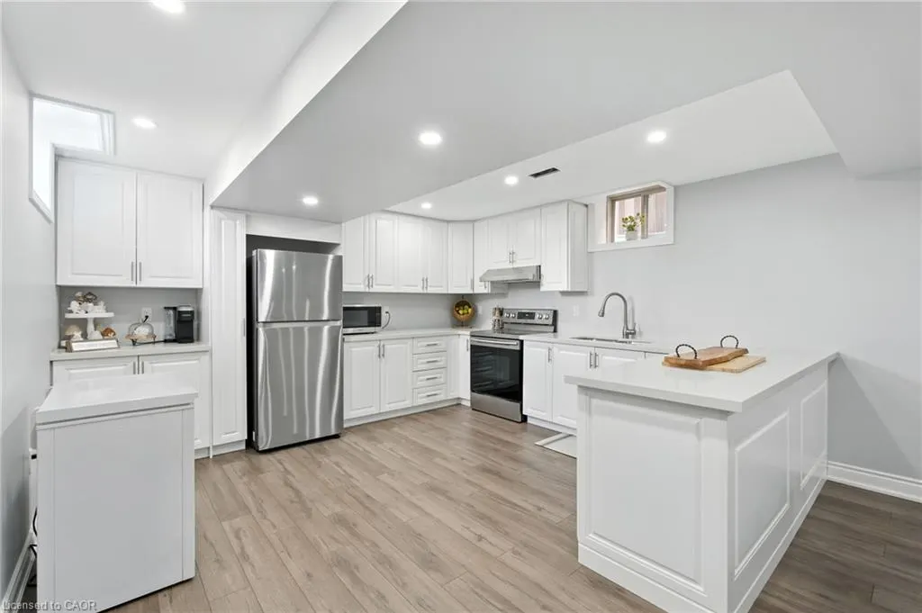 1533 Upper Sherman Avenue