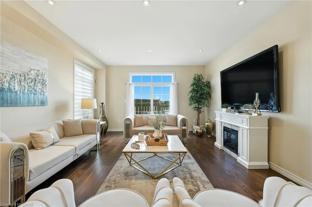 1533 Upper Sherman Avenue