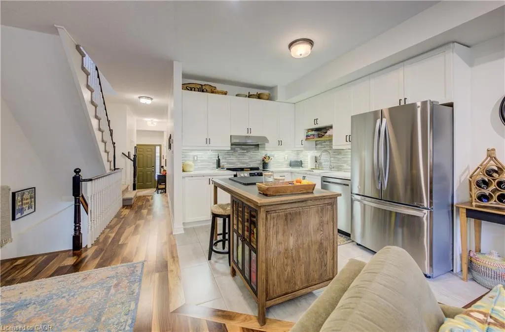 120 Beddoe Street, #24