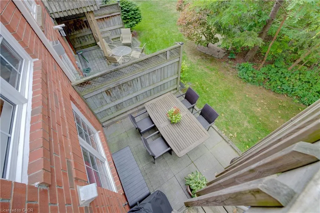 120 Beddoe Street, #24