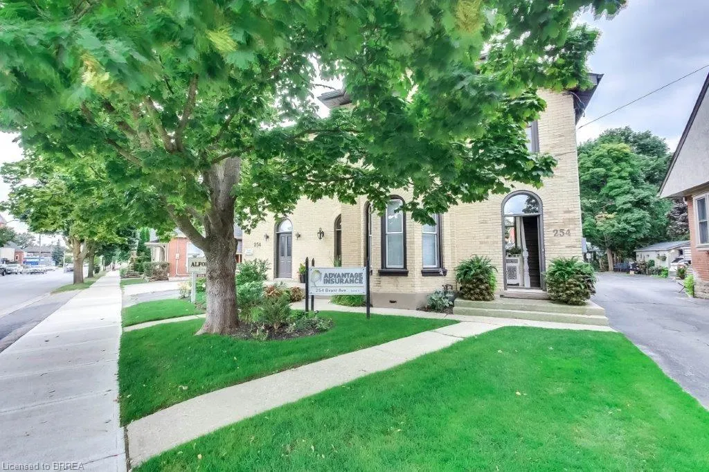254 Brant Avenue