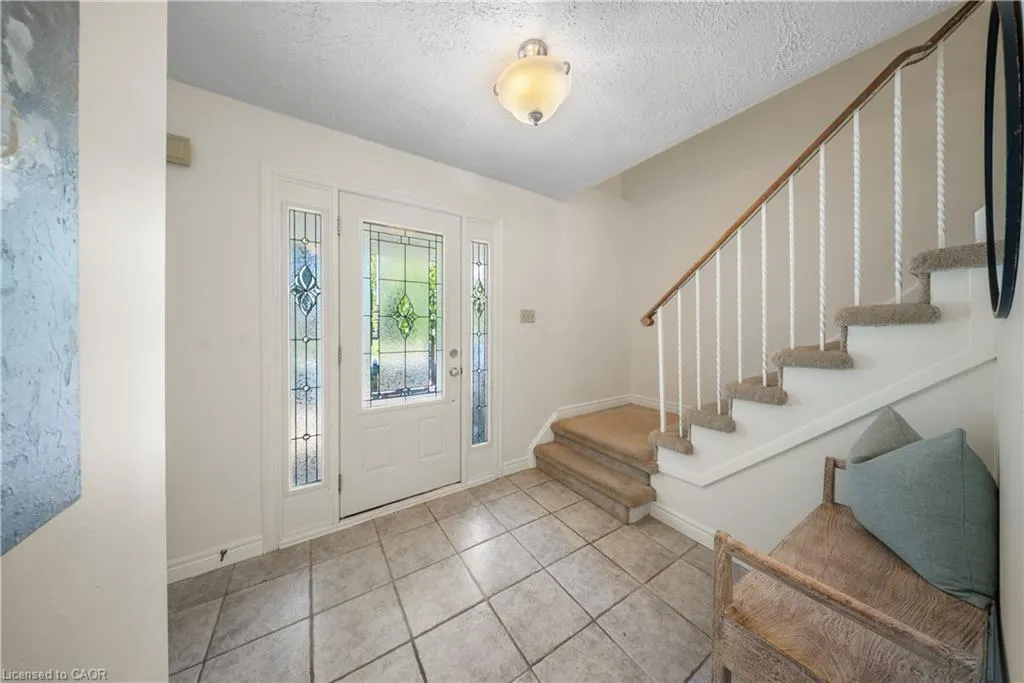 54 Pathfinder Crescent