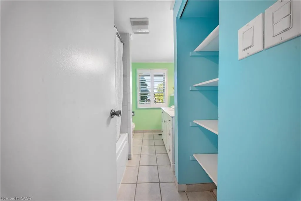54 Pathfinder Crescent