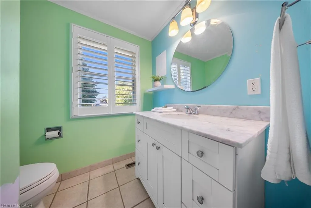 54 Pathfinder Crescent
